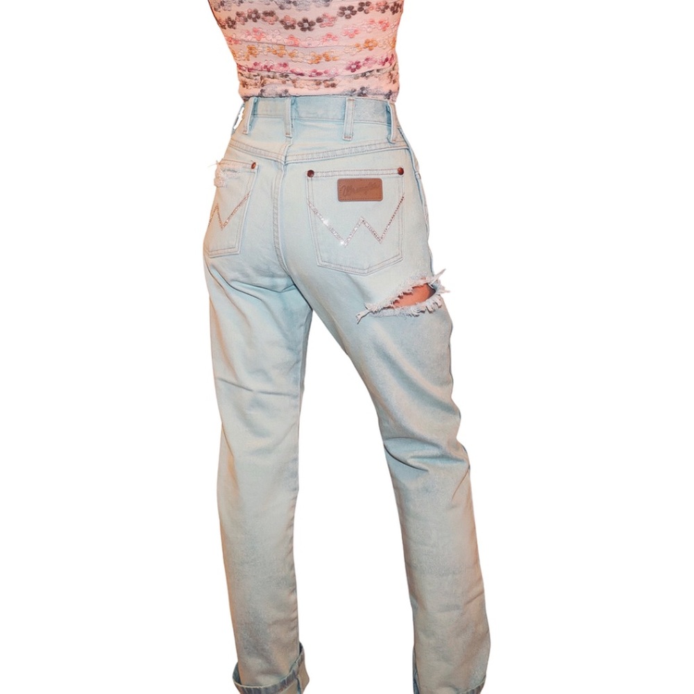 Rhinestone Wrangler Jeans ✨